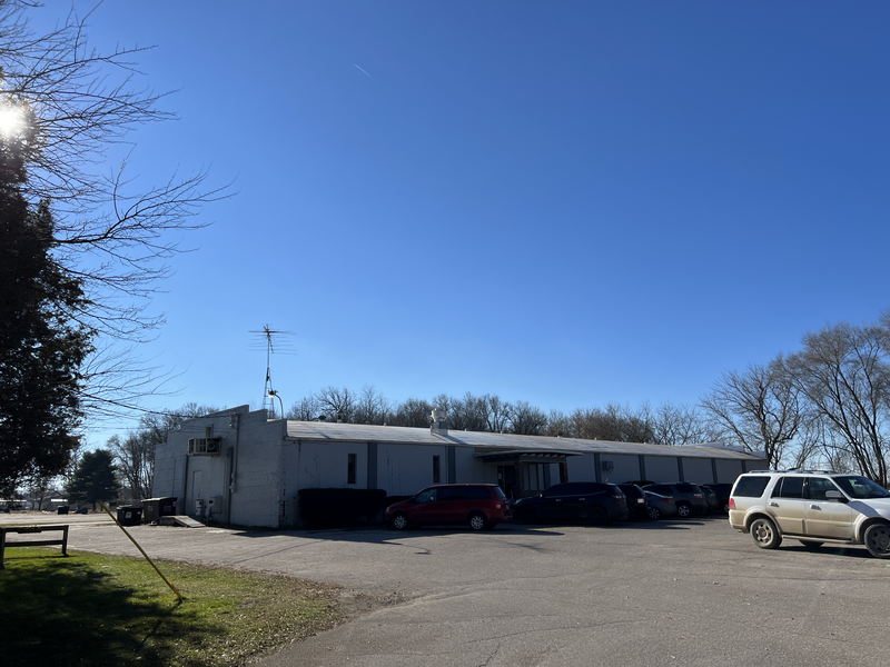 Stockbridge Bowl & Sparty Victors Bar & Grill - November 2022 (newer photo)
